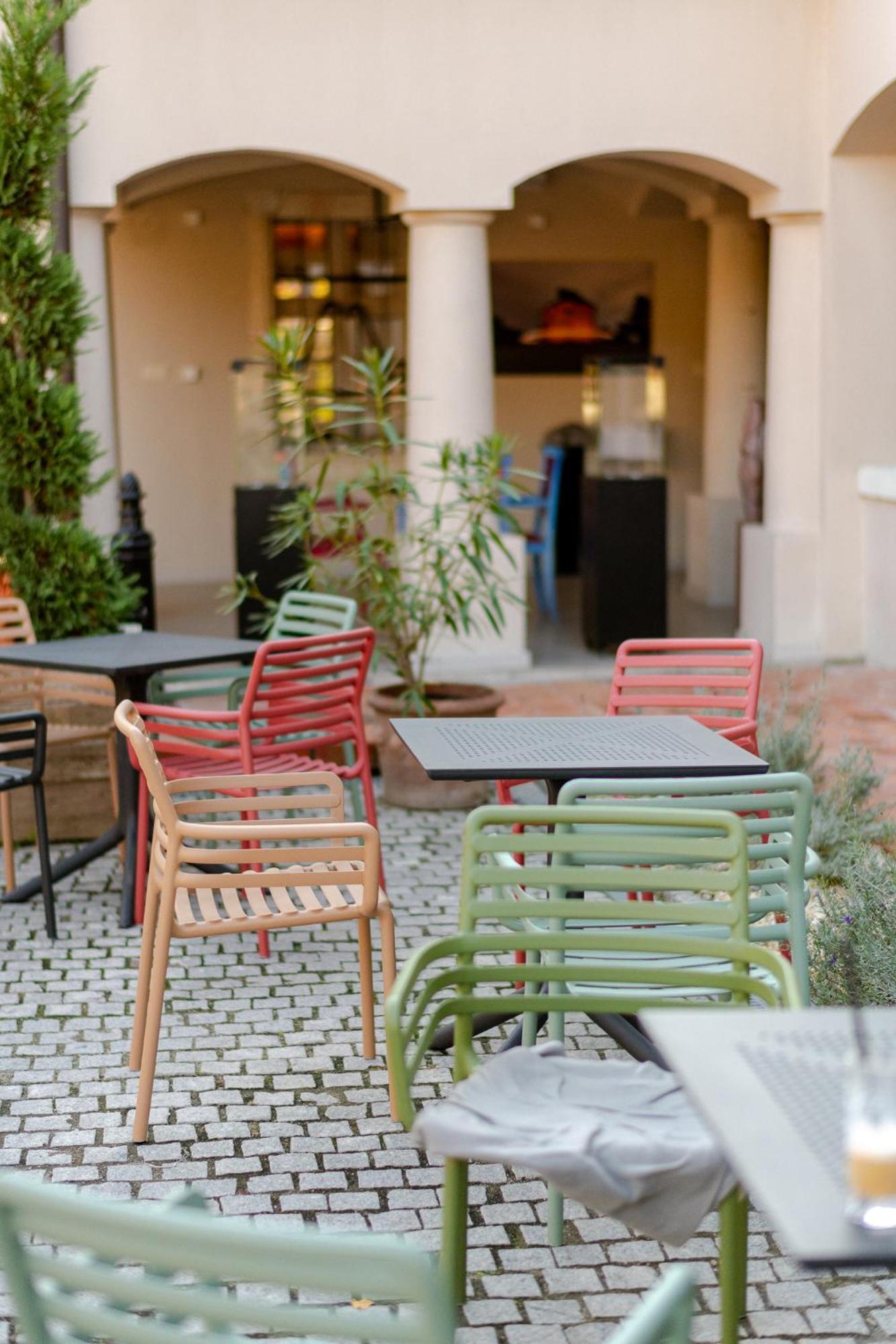 Barka Galeria Hotel Es Etterem Tallya Exterior photo